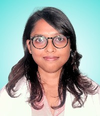 DR SONALI THAKUR